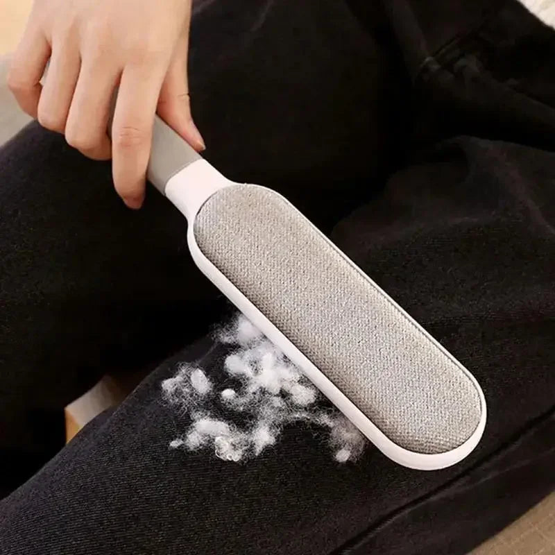 Reusable Electrostatic Pet Hair & Lint Remover Brush
